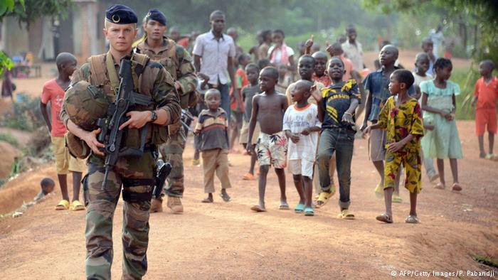 سوء‌استفاده‌ جنسی‌ صلح‌بانان‌ فرانسوی از‌ کودکان‌ آفریقایی
