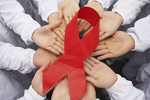 رئیس اداره ایدز: افزایش انتقال ایدز از راه ارتباط جنسی در سایه تابو بودن آموزش