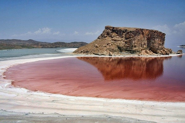 حوزه آبریز دریاچه ارومیه در بدترین شرایط است