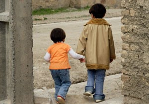 فروش کودکان در مناطق حاشیه‌ای تهران رویه‌ای عادی شده