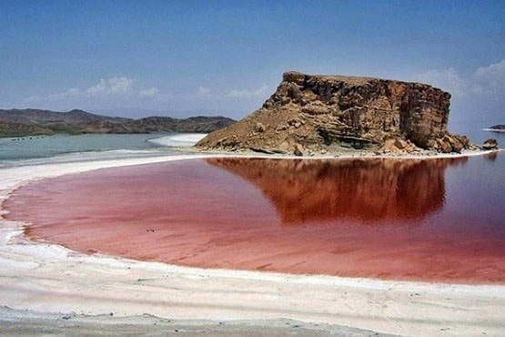 انتقاد از عملکرد «بسیار ضعیف» سازمان محیط زیست درباره دریاچه ارومیه