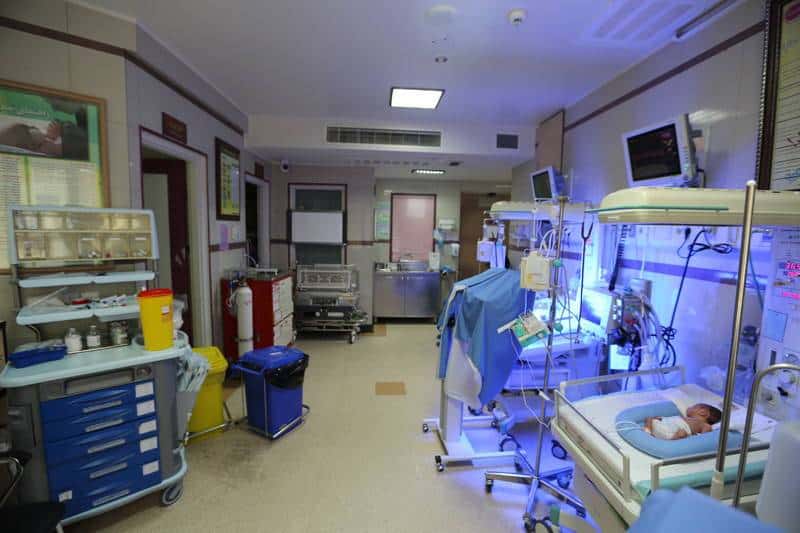 گروگرفتن نوزاد و مادر برای پرداخت هزینه‌های بیمارستان