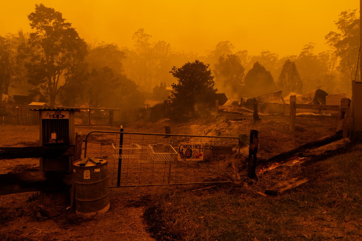 شرق استرالیا در آتش می‌سوزد