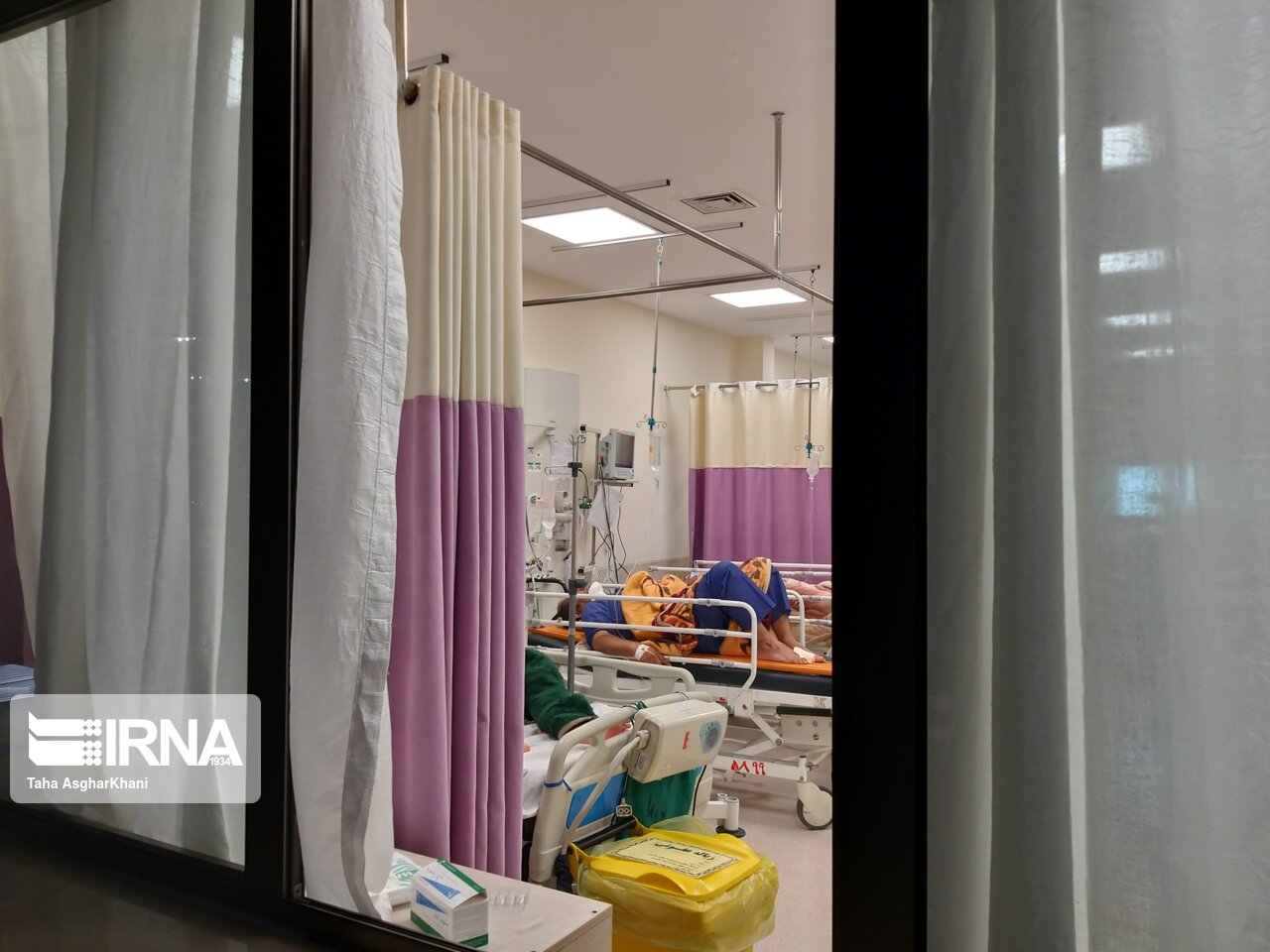 تخت‌های خالی «بیمارستان امام خمینی کرج» در اوج کرونا