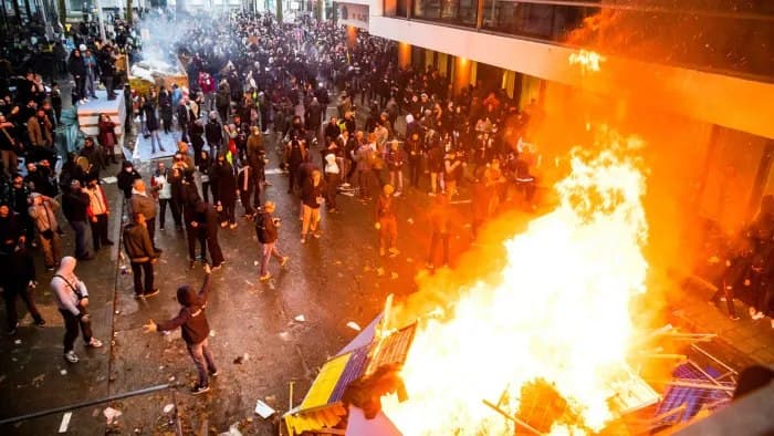بازگشت دوباره کرونا و شورش در خیابان‌های اروپا